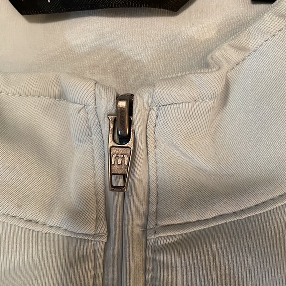Travis Mathew Striped Performance quarter-zip jacket size Large Light Blue - Picture 7 of 10